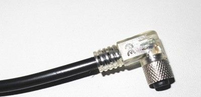 供应带指示灯式M8电缆连接器