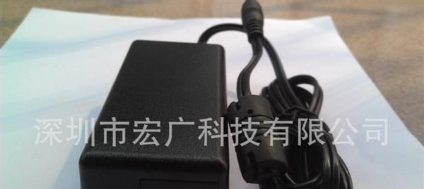IC方案桌面式电源适配器12V2A（配AC线）