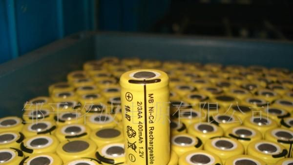 2/3AA 400MAH 镍镉充电电池