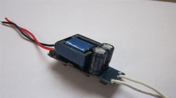 LED灯杯、球泡驱动电源 3*1W