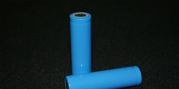 供应锂电池比克.力神18650   2200mah