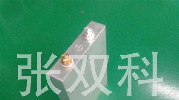 供应 磷酸铁锂电池 3.2V100Ah电芯