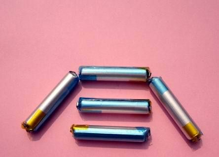 聚合物圆柱电池 电子烟电池 电子戒烟器电池 电子烟l软包装电池