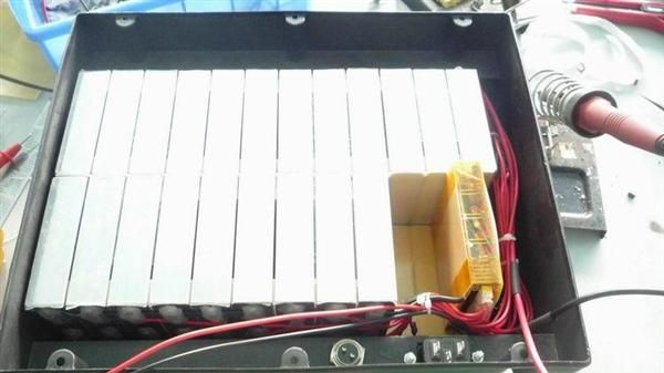 48v-30ah  磷酸铁锂  储能电池