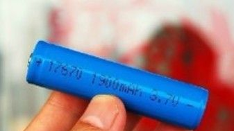 3.7v 1900mah 17670带保护芯片锂电池替代2节CR123