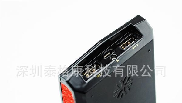 直销雷神移动电源 苹果 三星 HTC  小米充电宝 13000mA行动电源