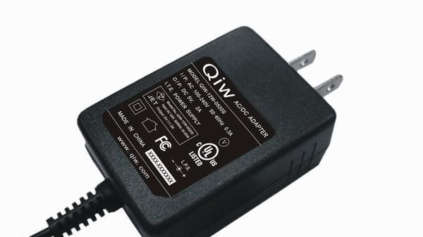 供应18W小尺寸12V 1.5A,13V 1.2A,14V 1.2A中美日欧澳规开关电源
