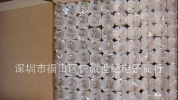 实体店批发直销 苹果4代 iPhone 4s绿点ipod touch 插头5V-1A