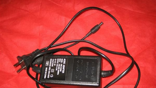 深圳永锐机电供应开关稳压电源/电源适配器/监控专用电源12v 2A