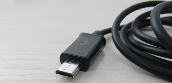 三星I9300通用数据线充电器两件套装直充充电线套装