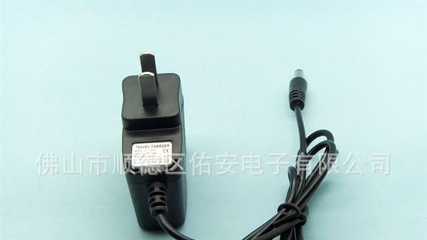 扩音器充电器爱课充电器小蜜蜂充电器新在线充电器10V充电器