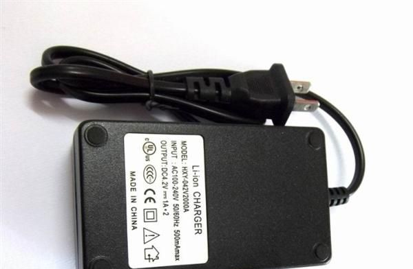 供应 电池充电器  智能充电器  五号电池充电器 电池充电器12v