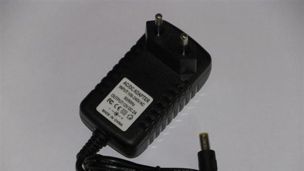 IC方案高品质12V2A电源适配器 CE认证
