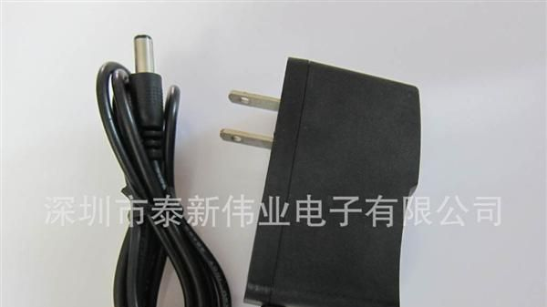 电源厂家供应：欧盟CE认证12V2A电源适配器欧规电源 LED灯条电源