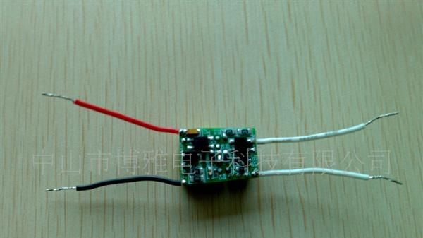 厂家直供优质LED可调光驱动电源 TRACK 可控硅调光驱动 1*3W