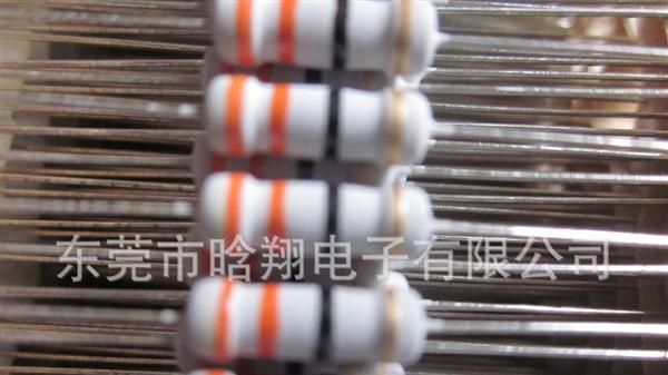供应碳膜不燃性阻燃灰漆编带1W 5%   3*10环保电阻