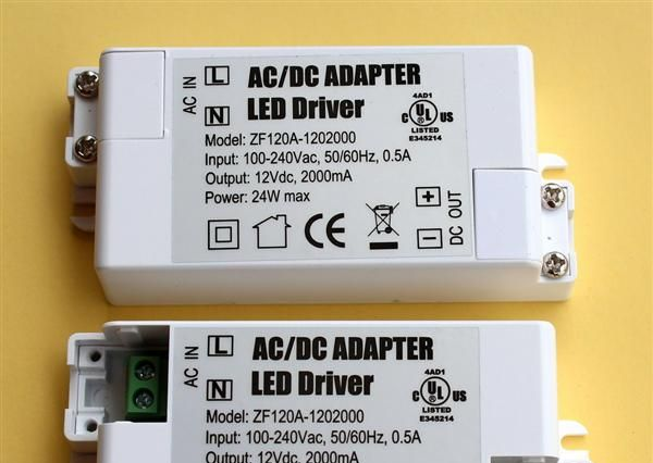 12V2A电源 24W外置LED灯条电源 LED恒压电源