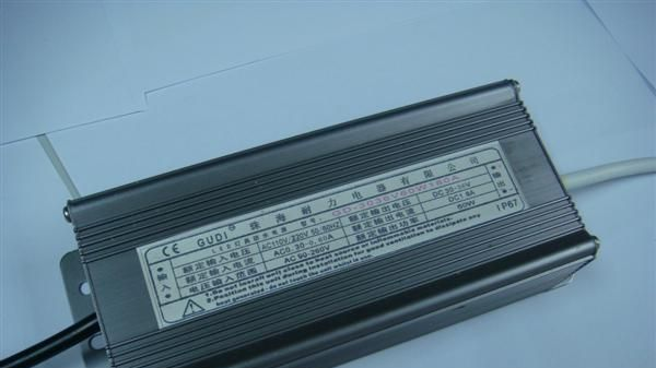 宽电压输入60W恒流电源