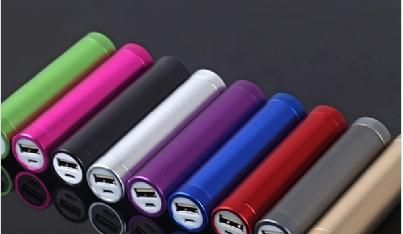 移动电源 新款 口红造型 时尚感强 2200mAh 正规工厂 品质保证