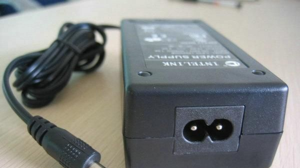 12V5A欧规5050ＬＥＤ软灯条电源适配器