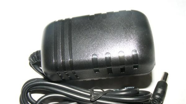 深圳厂家供应12V1A  美规（新IC方案）开关电源适配器