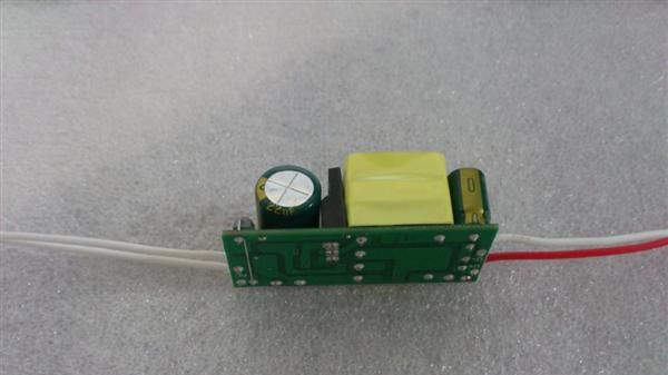 供应驱动电源15W/球泡灯电源15W