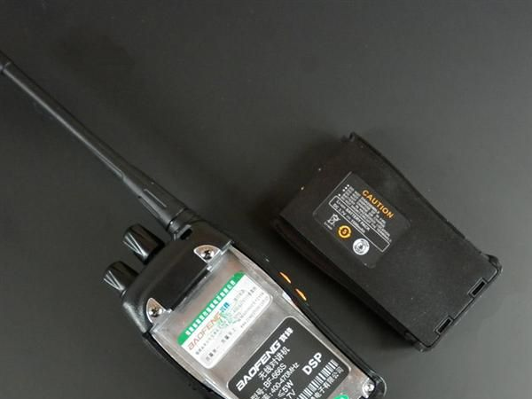 厂家直销 宝锋对讲机 宾馆 KTV 工地 专用 宝峰BF-666S