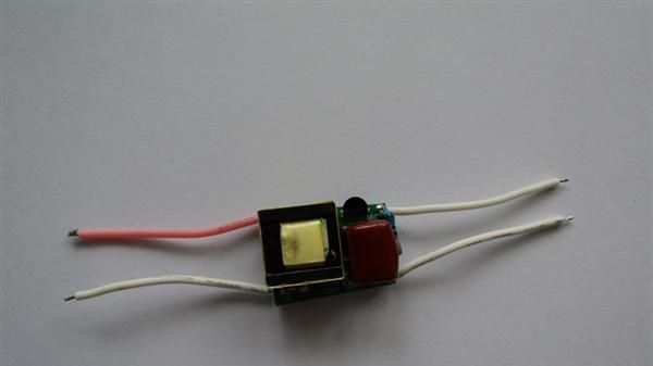 3*3W 内置LED驱动电源 恒流电源