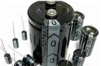 供应22UF10V 3*5及*5系列超小型电解电容器