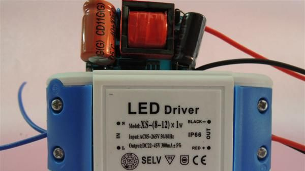 LED驱动电源12-18*1W白盒 驱动电源  驱动电源  led电源