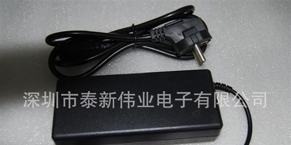 12V6A桌面式电源适配器/12V6A贴片LED灯条电源/12V6A灯饰电源