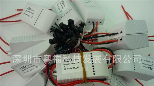 LED外置3*3W驱动电源带端子85-265V,天花灯筒灯驱动电源热销中
