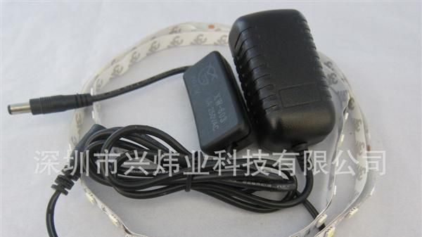 供应12V2ALED软灯条胶壳电源
