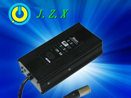 12.6V7A 12.6V8A 12.6V9A 12.6V10A锂电池组充电器.