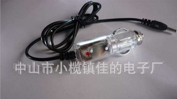 热卖透明【18650电池车载充电器】 手电筒充电器 头等充电器