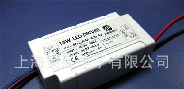 9～12*2W LED 隔离电源，高效率，高PF，过CE