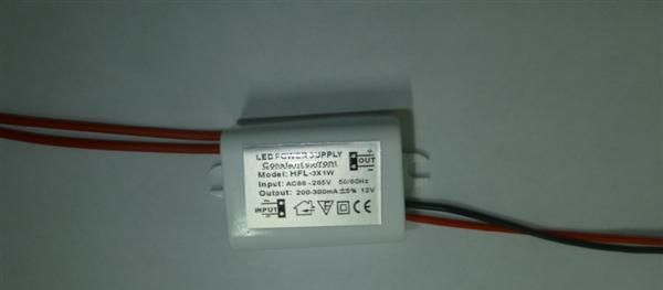 高品质外置3*1W塑壳LED驱动电源低价供应