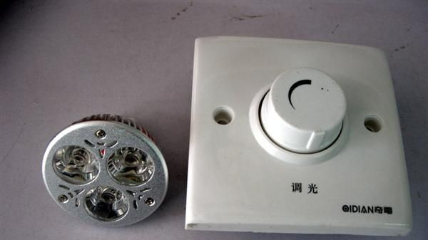 3W可控硅调光电源