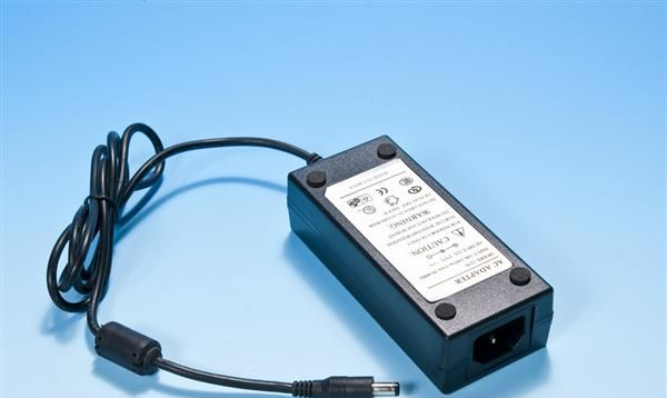 12V120W胶盒开关电源LED电源适配器