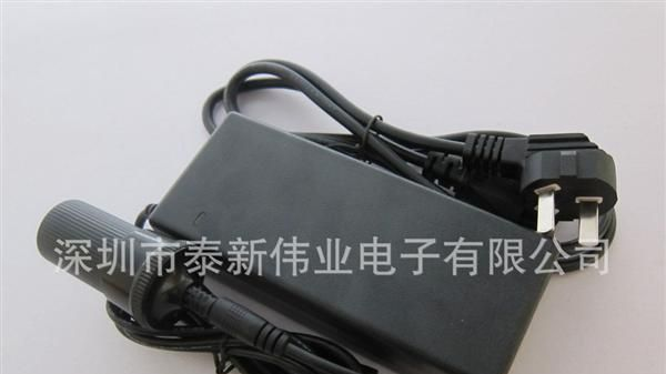 供应12V5A桌面式看过电源适配器