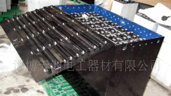 供应牵引用电池 牵引车电瓶 牵引用铅酸蓄电池组 矿用牵引蓄电池