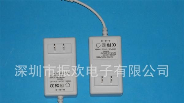 厂家供应12V5ALED电源，灯具电源，LED恒压驱动电源
