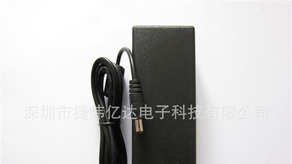 厂家供应12V5A 桌面式电源、12V60W LED电源、工业电源