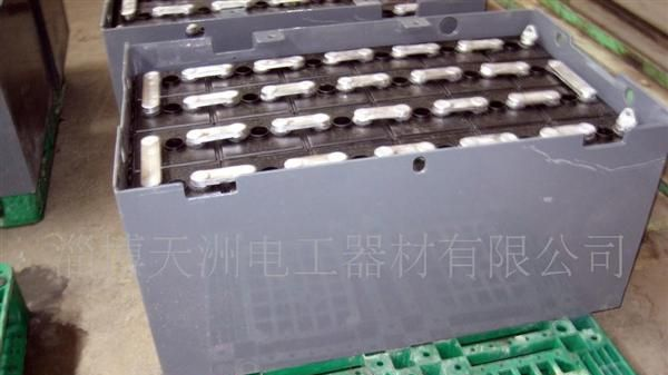 供应40-5DB500合力叉车电瓶台励福叉车电瓶