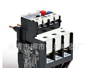 特价销售：施耐德（LR2系列）LR2-D10热继电器JR28-D10