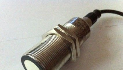 供应高性能超声波传感器