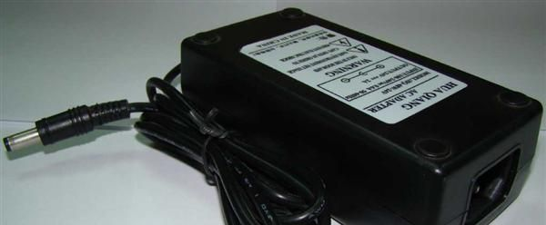 宏广12V6A LED电源、72W桌面式LED灯条电源