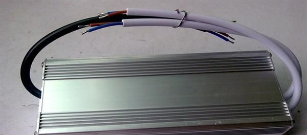 供应的24V*200W-LED防水开关电源