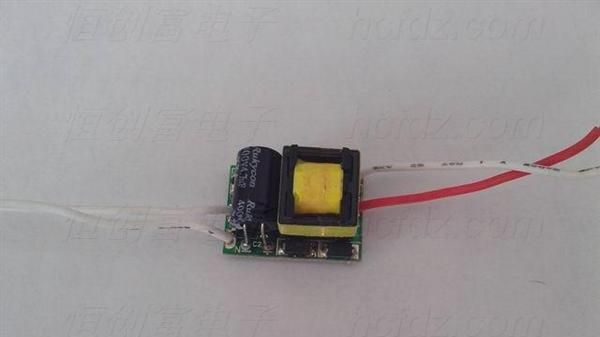 【强烈推荐】厂家直供高品质LED球泡灯电源5*1W