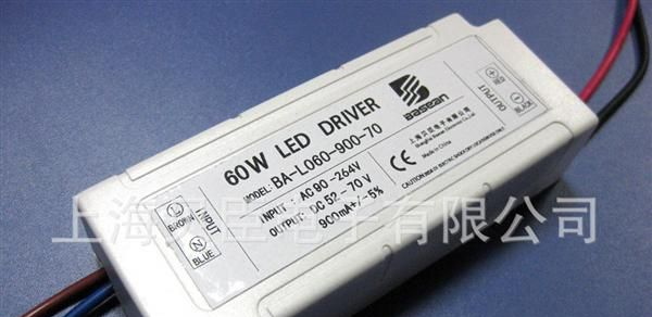 18～20×3W LED 隔离电源，高效率，高PF，过CE